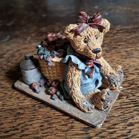 1993 Boyds Bears Bearstone Bailey in the Orchard Lifes Harvest Retired No Box - Picture 1 of 5